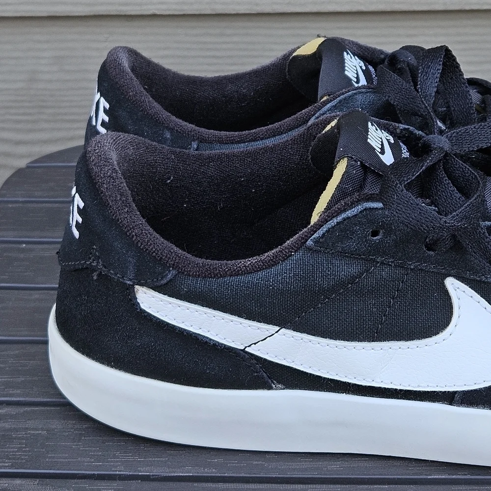 Nike SB Heritage Vulc Black White Skate Sneaker Shoes CD5010-003 Men's Size 9.5